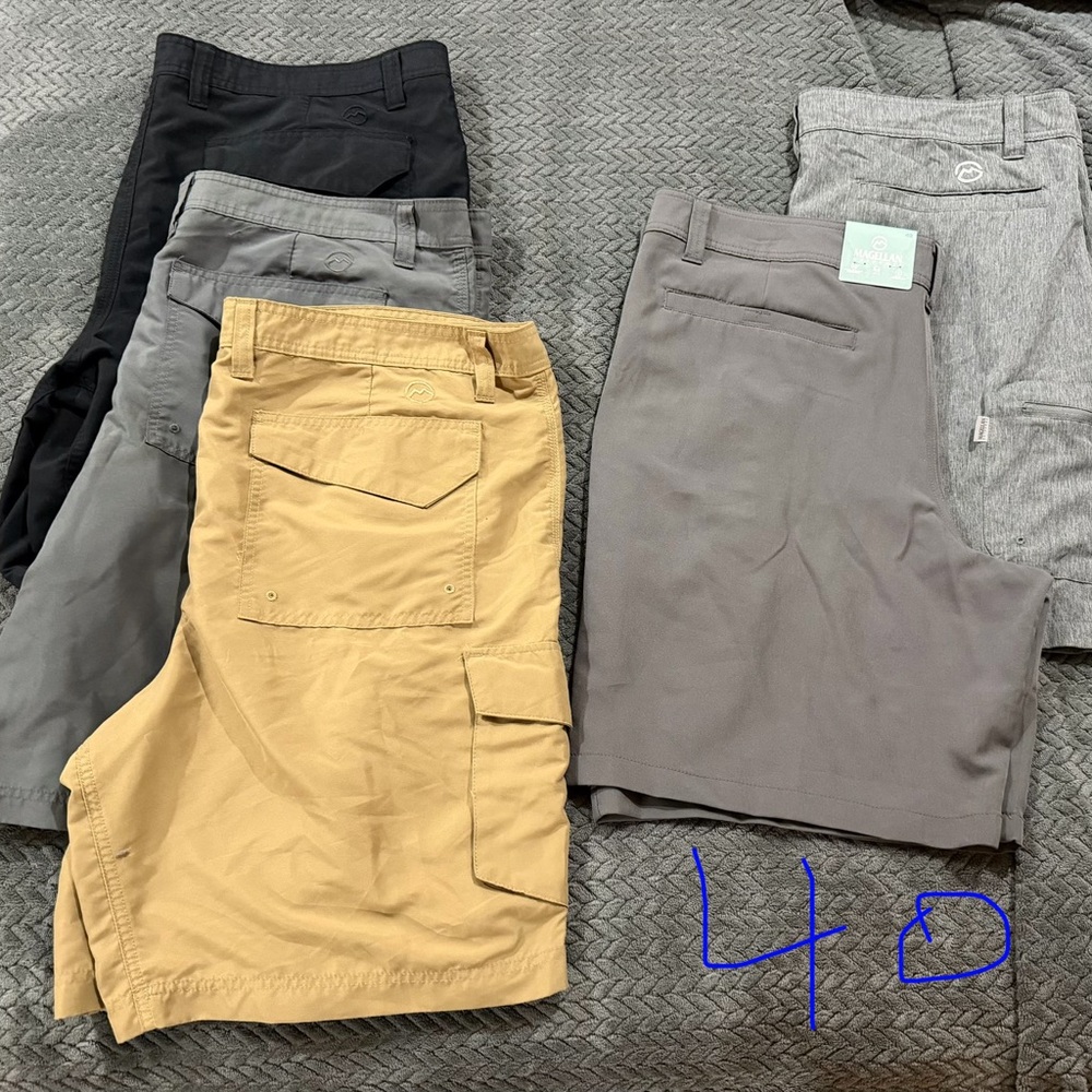 5 magellan men shorts size 40 : 1 new and 4 used